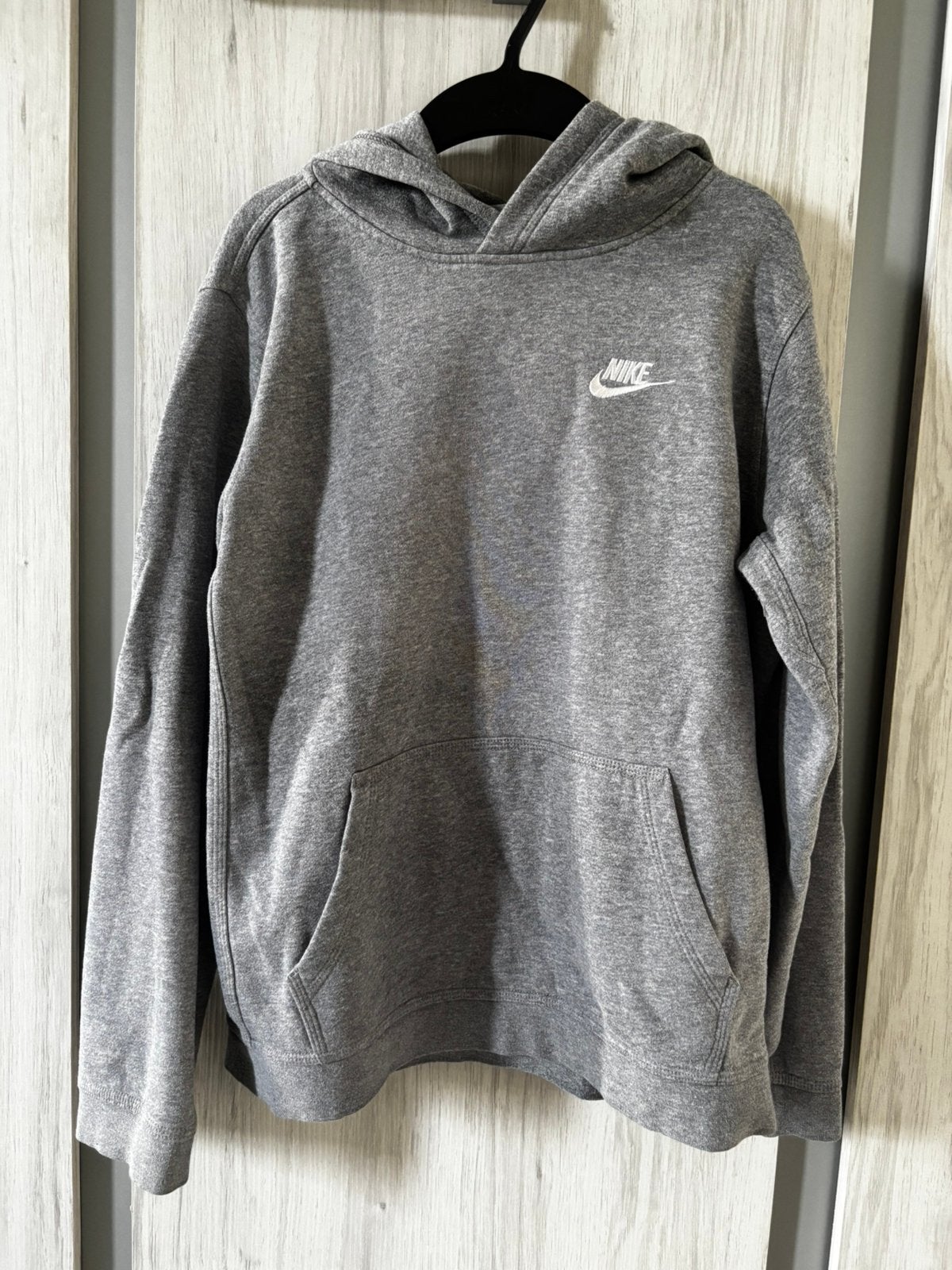 Sweat à capuche Nike gris, Enfants & Bébés, Enlèvement ou Envoi, Utilisé, Garçon ou Fille, Pull ou Veste