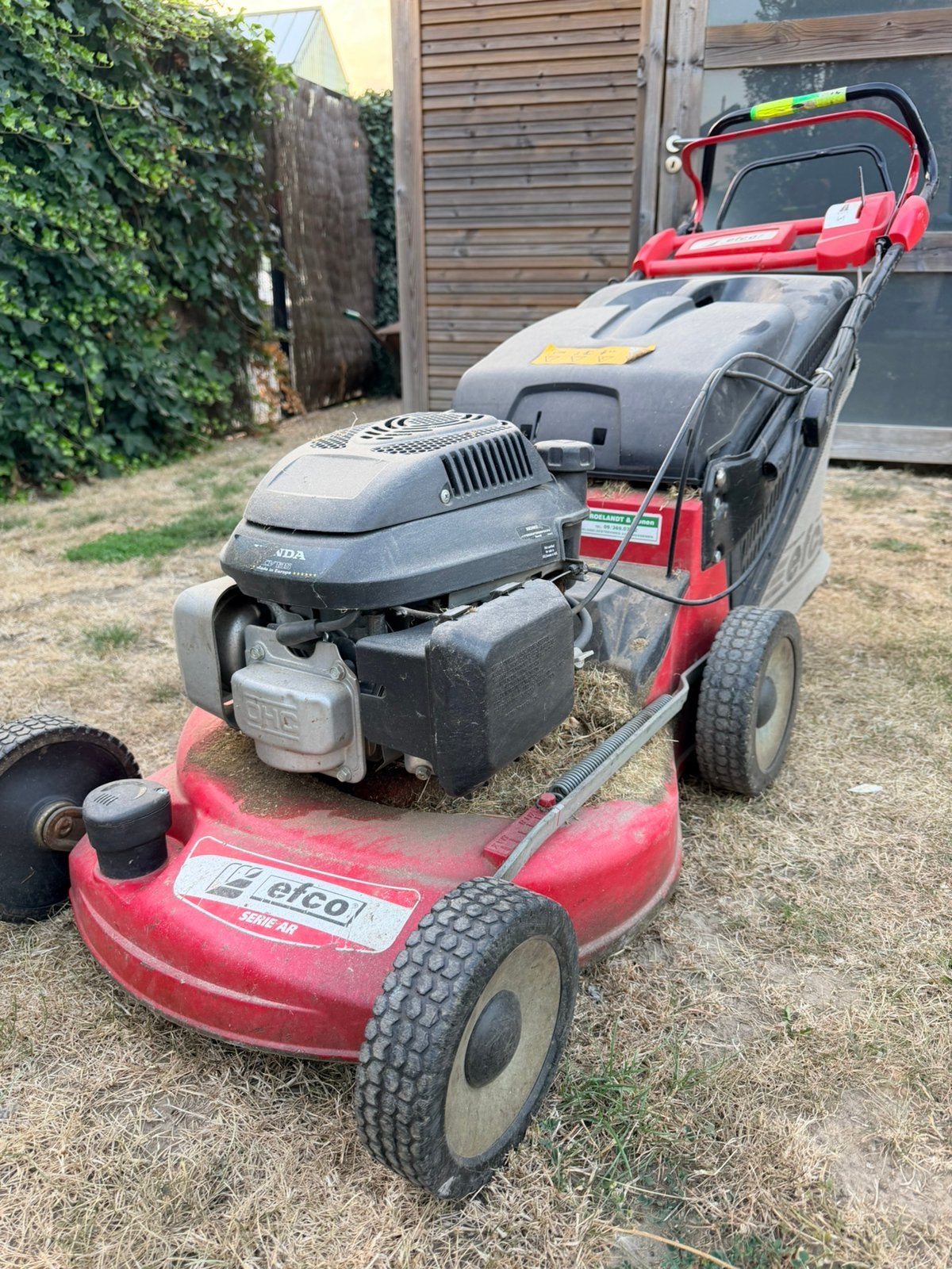 ✅✅✅ Grasmaaier HONDA Benzine / Zelftrekker met werk, Tuin en Terras, Grasmaaiers, Ophalen, Gebruikt, Benzine-grasmaaier, Opvangbak