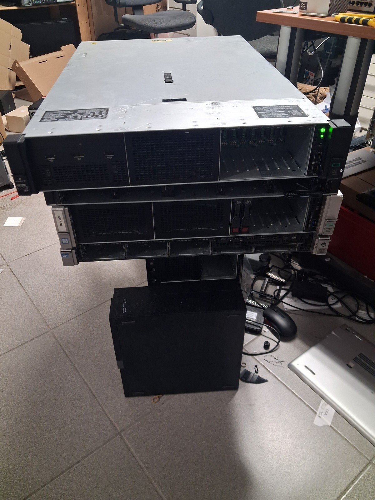 HPE DL380 Gen10, Informatique & Logiciels, Serveurs, 32 GB, Composants échangeables à chaud, Comme neuf, Enlèvement