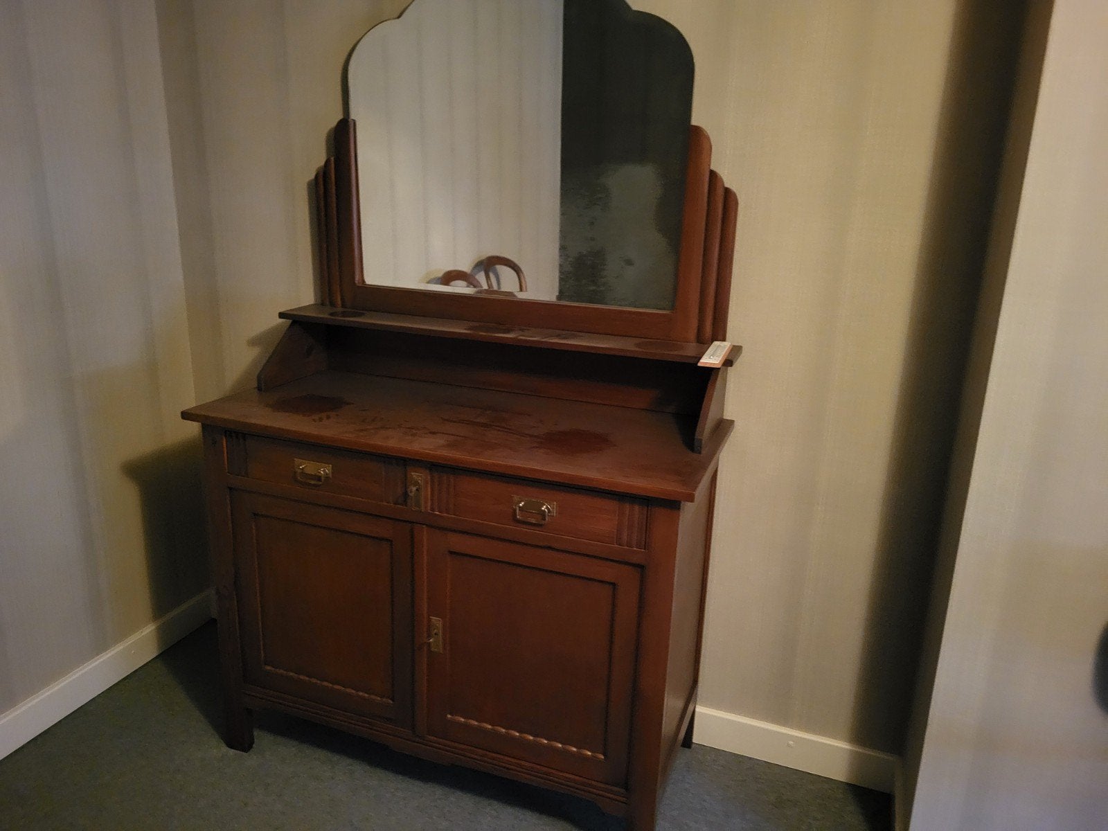 Commode, Ophalen