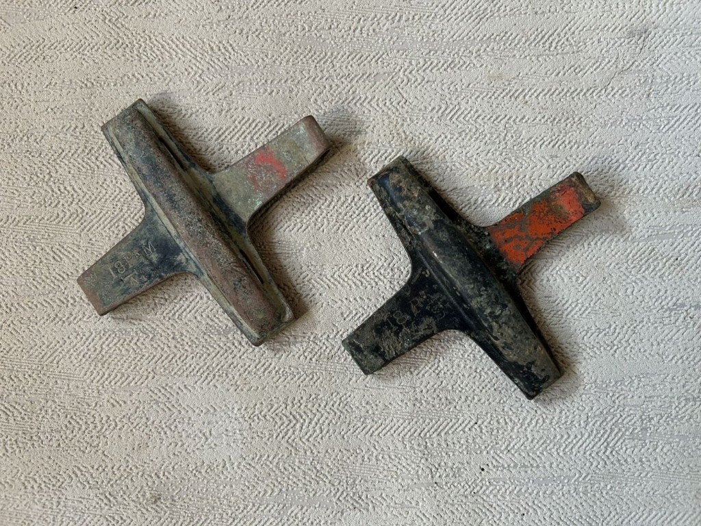 wo1 - Britse klemmen voor 18 pounder hulzen, Verzamelen, Ophalen of Verzenden, Landmacht, Hulzen of Bodemvondsten