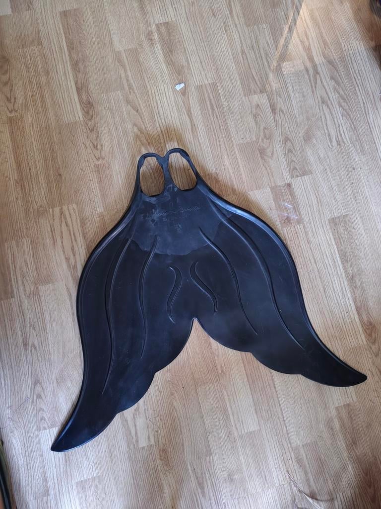 Mahina monovin, Contacten en Berichten, Sport en Hobby oproepen