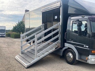 paardenvrachtwagen mercedes atego, Dieren en Toebehoren, Ophalen