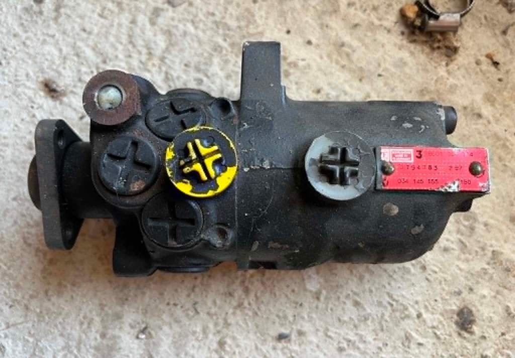 pompe hydraulique Audi 200 10V 034145155, Enlèvement, Audi