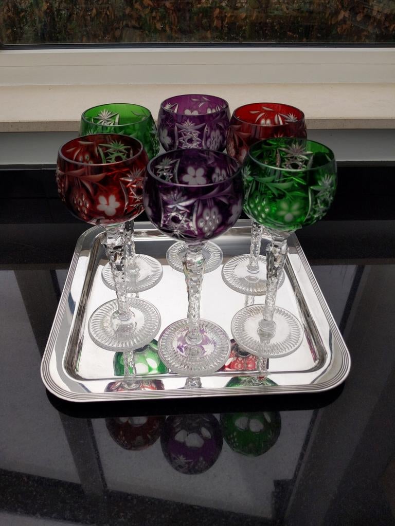 Hongaarse gekleurde kristallen wijnglazen Ajka Crystal, Antiek en Kunst, Antiek | Glaswerk en Kristal, Ophalen