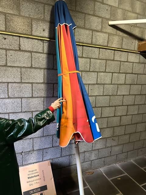 funky brett parasol, Ophalen, Zo goed als nieuw, Overige typen, Overige merken