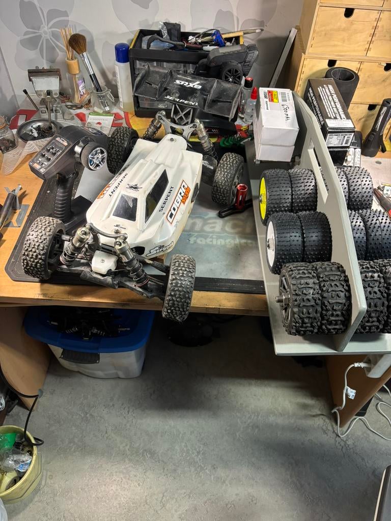 Rc serpent off road SRX8E, Hobby en Vrije tijd, Gebruikt, Auto offroad, RTR (Ready to Run), Schaal 1:8