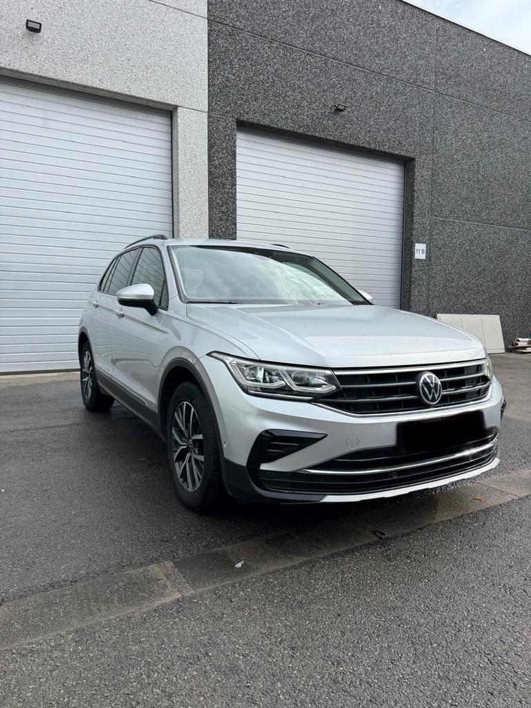 Volkswagen tiguan 2021 facelift dsg automaat, Argent ou Gris, Achat, Noir, 5 portes