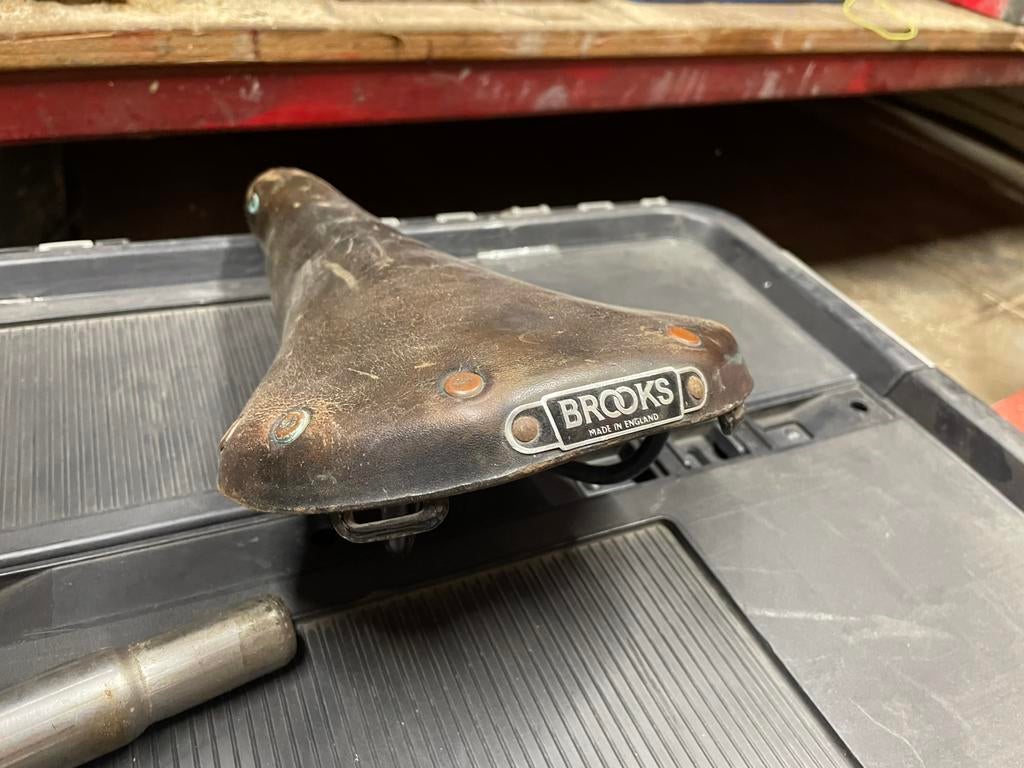 Brooks zadel, Ophalen, Zadel