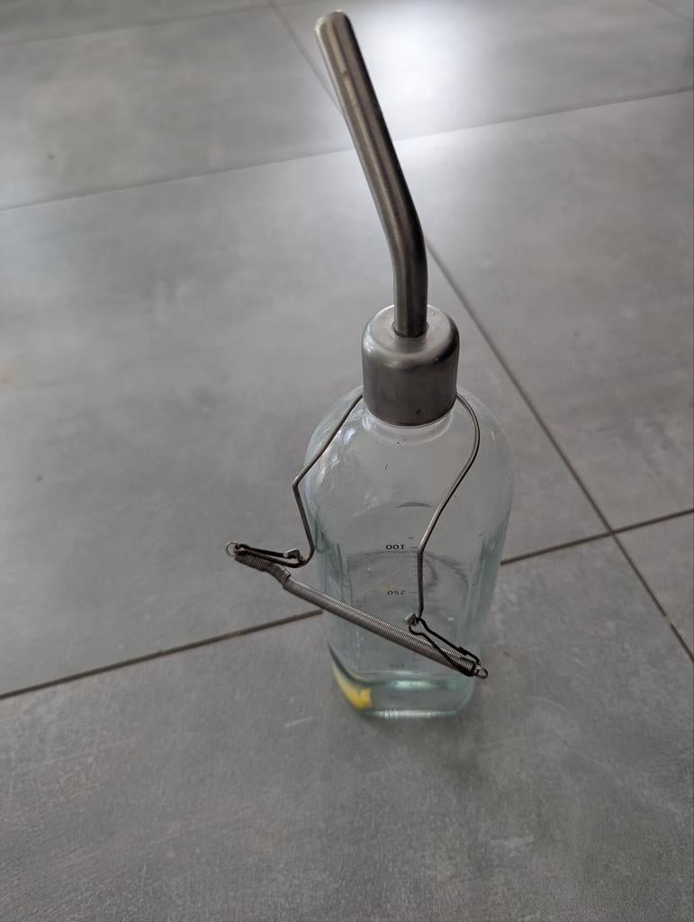 Abreuvoir lapins et rongeurs en verre 769ml, Animaux & Accessoires, Utilisé, Accessoire pour rongeur
