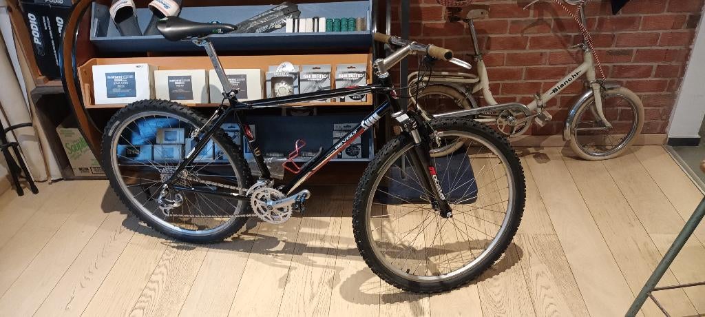 Sunn Revolt vintage 1995, Vélos & Vélomoteurs, Autres marques, 45 à 49 cm, Comme neuf, Enlèvement