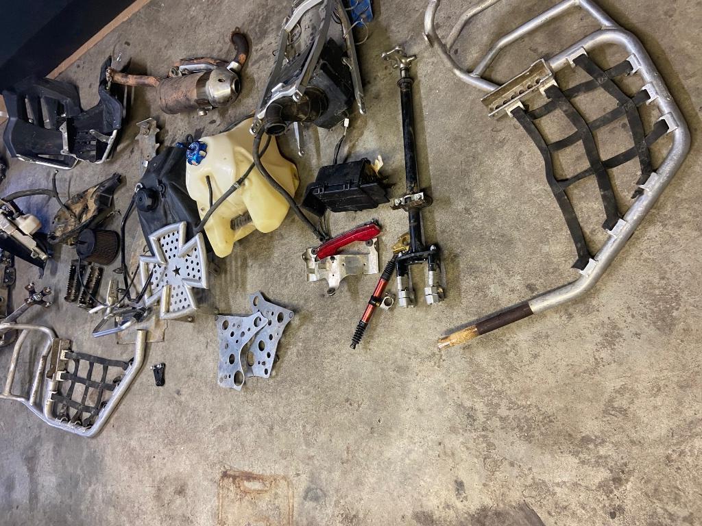pièces pour quad ltr 450, Motos, Pièces | Suzuki, Utilisé, Enlèvement ou Envoi