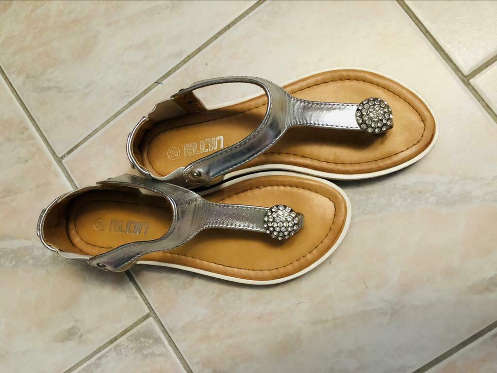 Sandales à strass, Overige kleuren, Sans marque, Sandalen of Muiltjes, Zo goed als nieuw