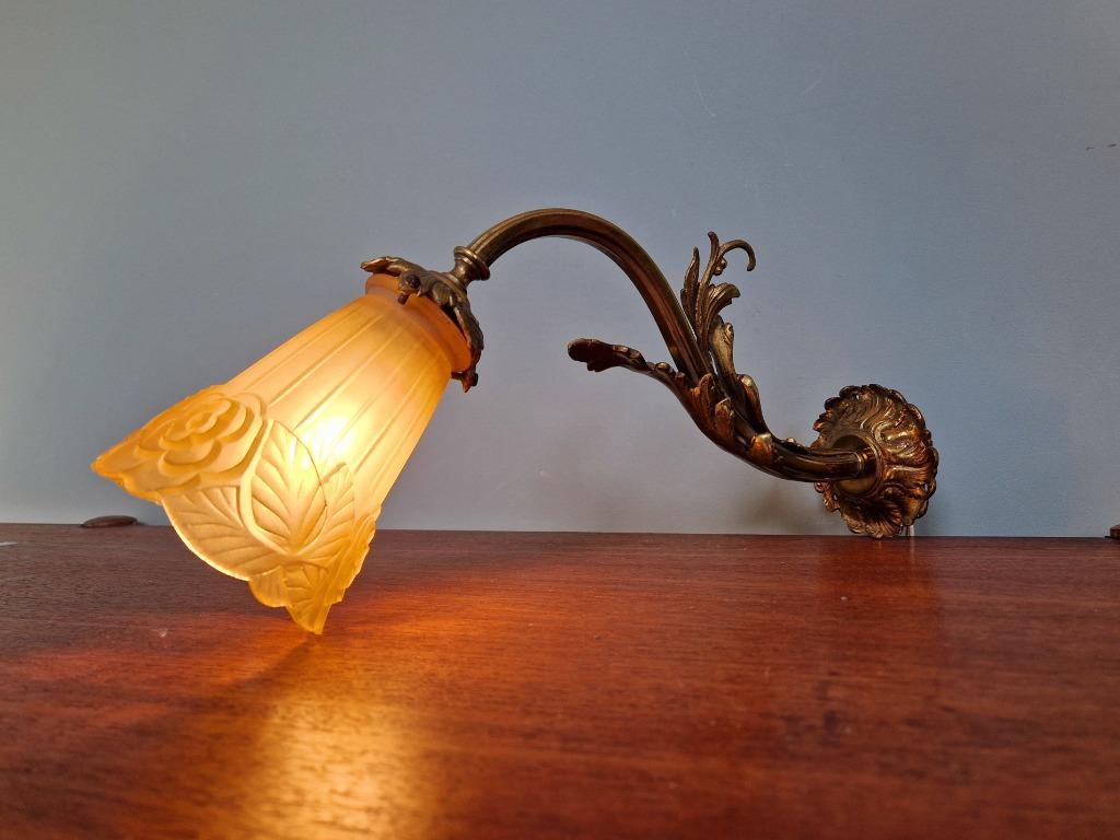 Applique murale Art Déco en bronze et verre satiné, 1920, Enlèvement ou Envoi