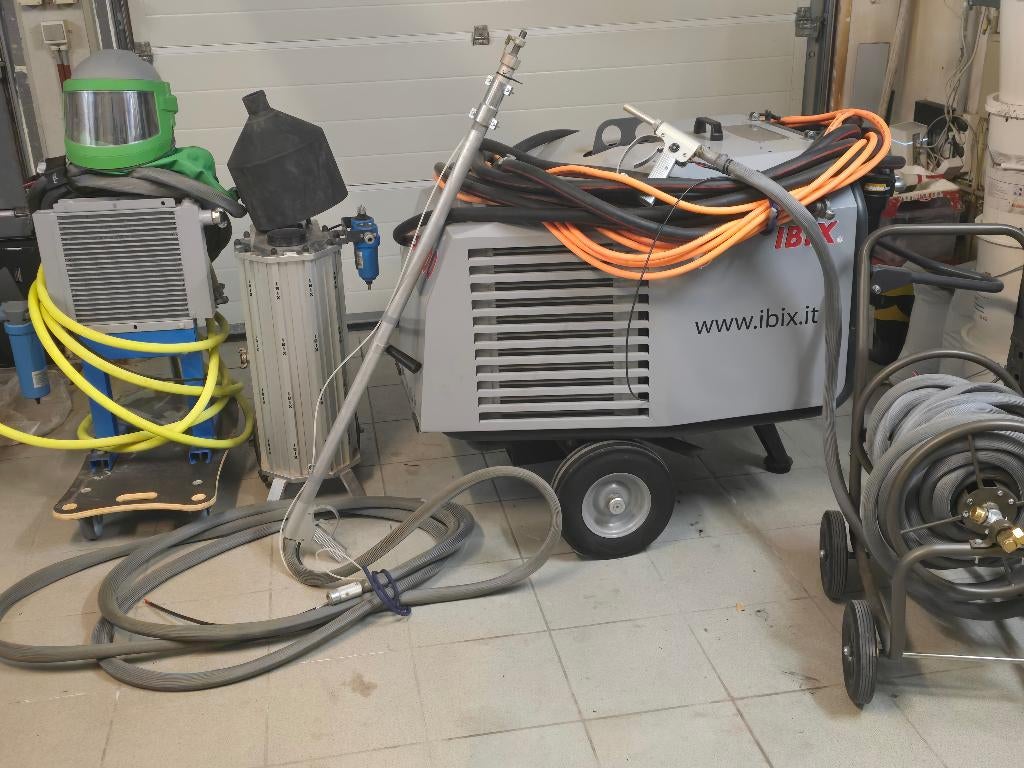 Compressor + Straalketel IBIX 25H 2o, Ophalen, Zo goed als nieuw, Overige typen