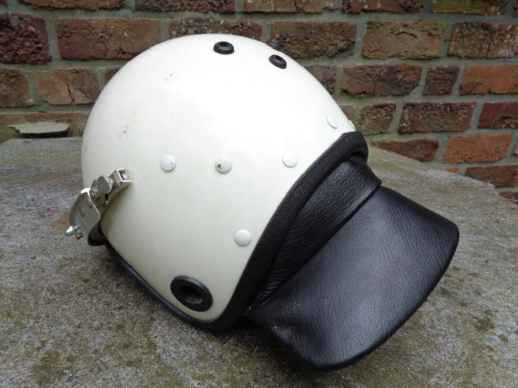 Helm Duitse oproer politie , jaren 80 / 90, Ophalen of Verzenden, Overige soorten, Helm of Baret