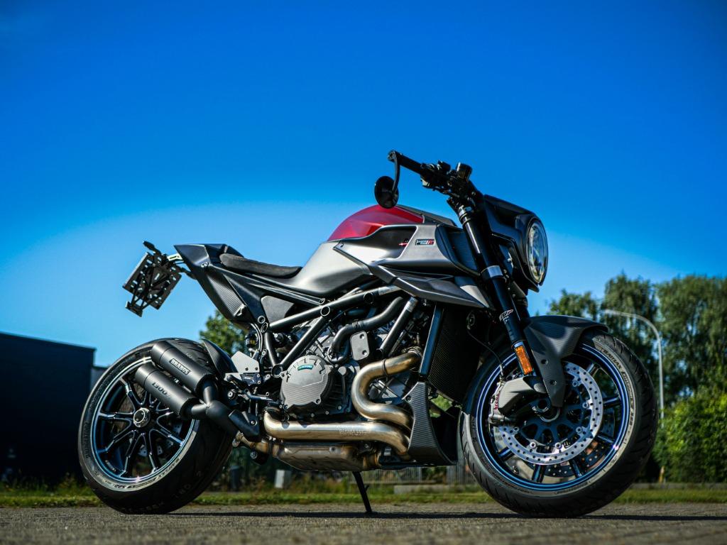 BRABUS 1300R 1/77 NIEUW 0KM, Motoren, Bedrijf, Naked bike