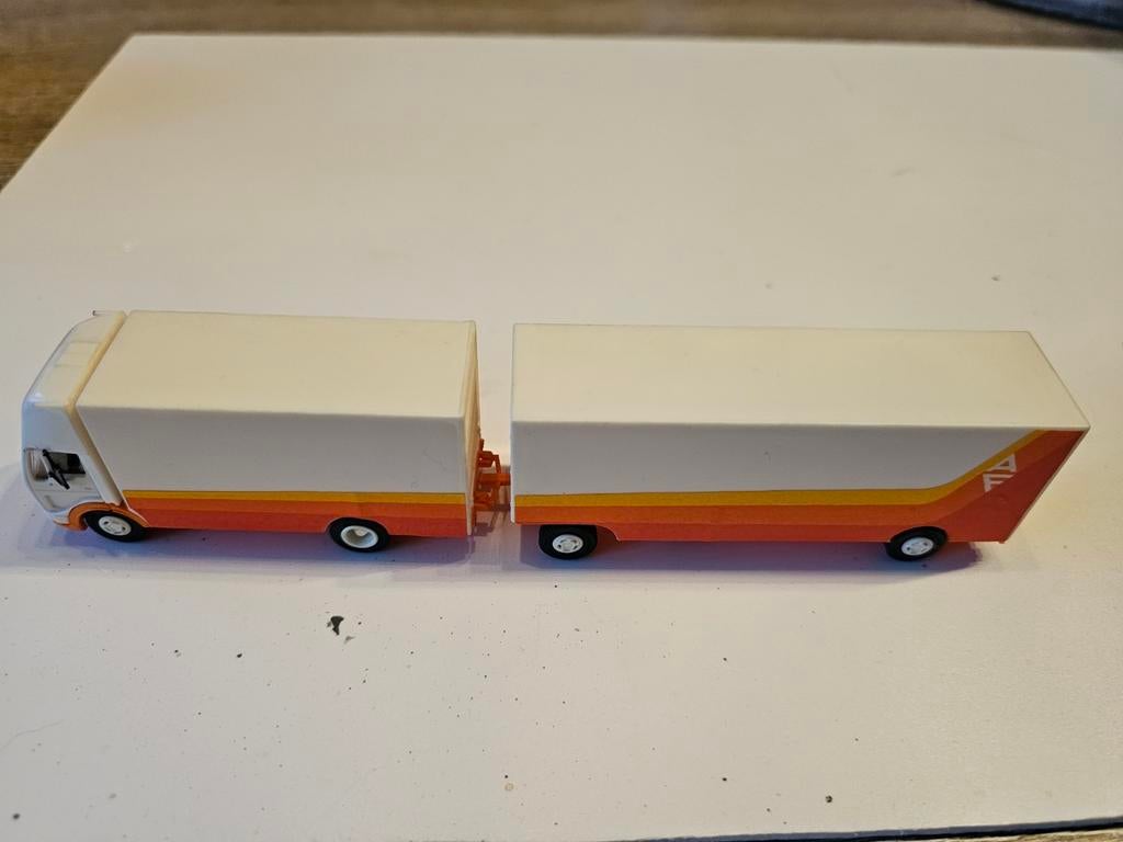 Miniature ho 1.87th Mercedes oplegger, Hobby en Vrije tijd, Verzenden, Gebruikt