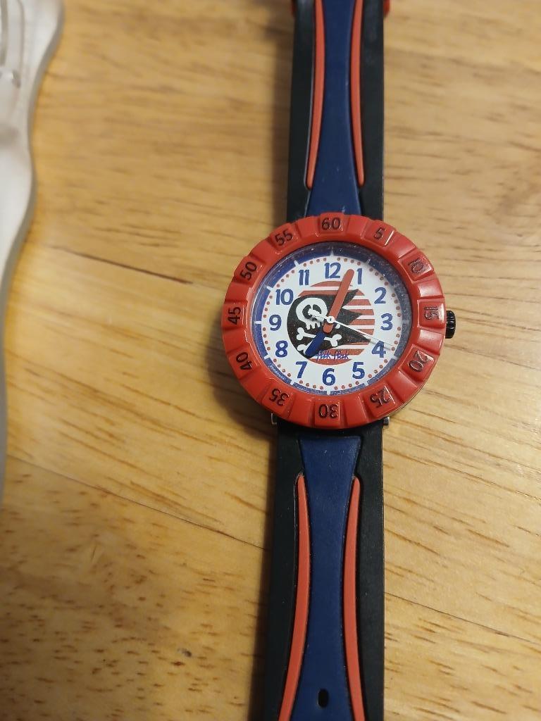 Montre Flik Flak pirate avec boîte, latte et mode d'emploi, Enlèvement, Comme neuf