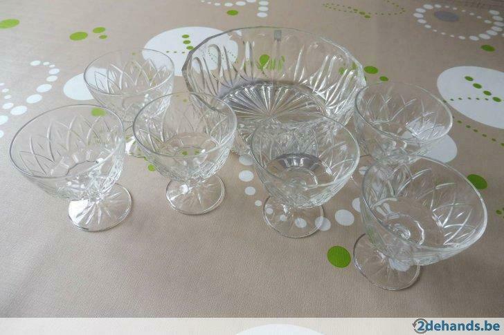 6 oude coupe glazen & kom, Enlèvement