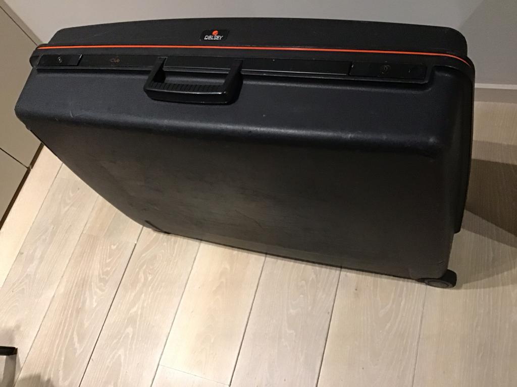 Harde valies DELSEY, 70 cm ou plus, Plastique dur, Enlèvement, Utilisé