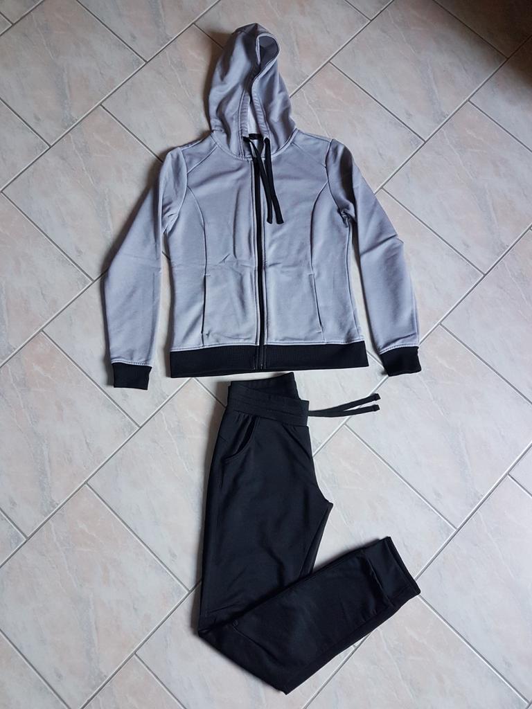 Trainingspak set, Zwart, Overige typen, Ophalen of Verzenden, Zo goed als nieuw