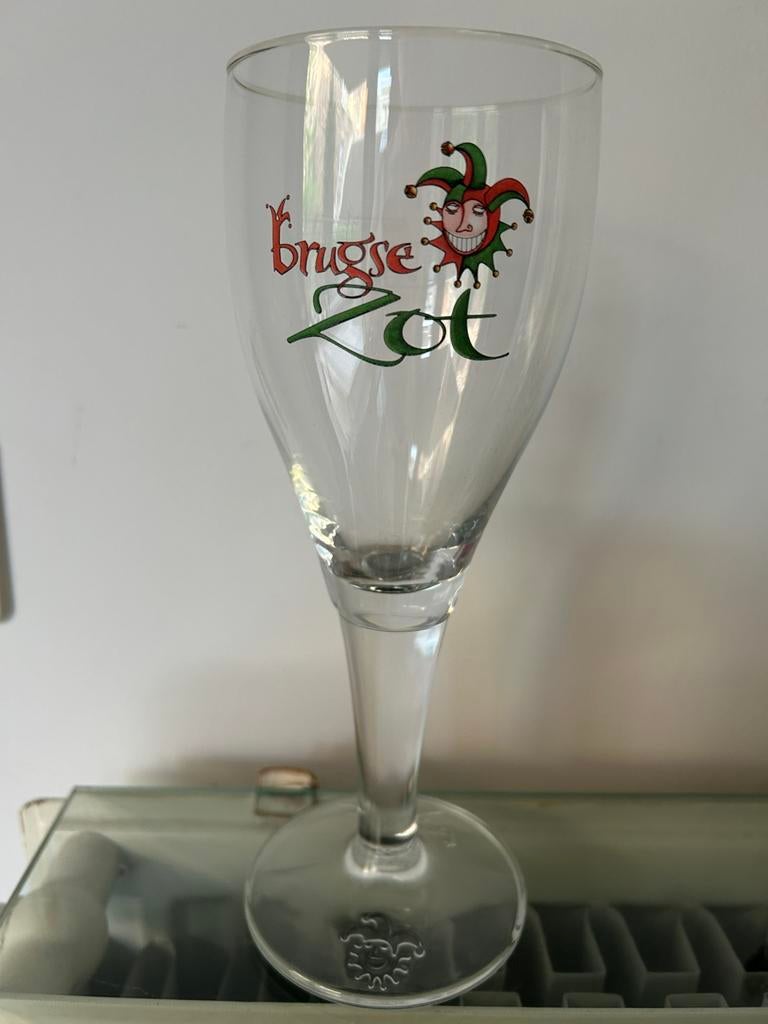 Bierglazen Brugse Zot 33cl (1 met pipeline, Verzamelen, Biermerken, Ophalen