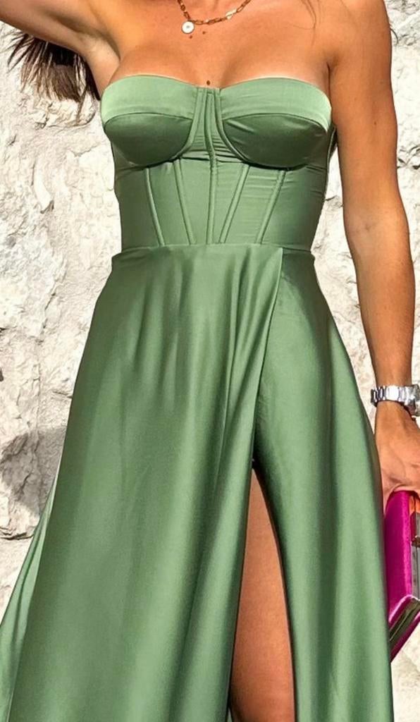 Robe demoiselle honneur M/L, Vêtements | Femmes, Enlèvement, Comme neuf