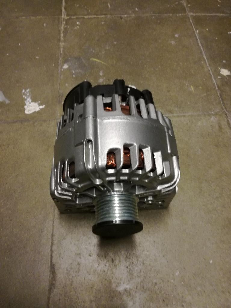 Alternateur échange standard Opel Vivaro 2.0, Renault Trafic, Ophalen of Verzenden, Gereviseerd, Renault