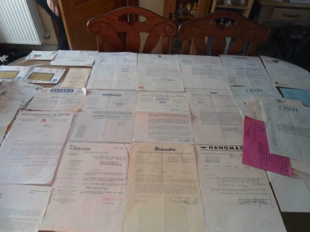 Très Beau lot  Anciens Documents Période Guerre 50 Pièces, Collections, Enlèvement ou Envoi