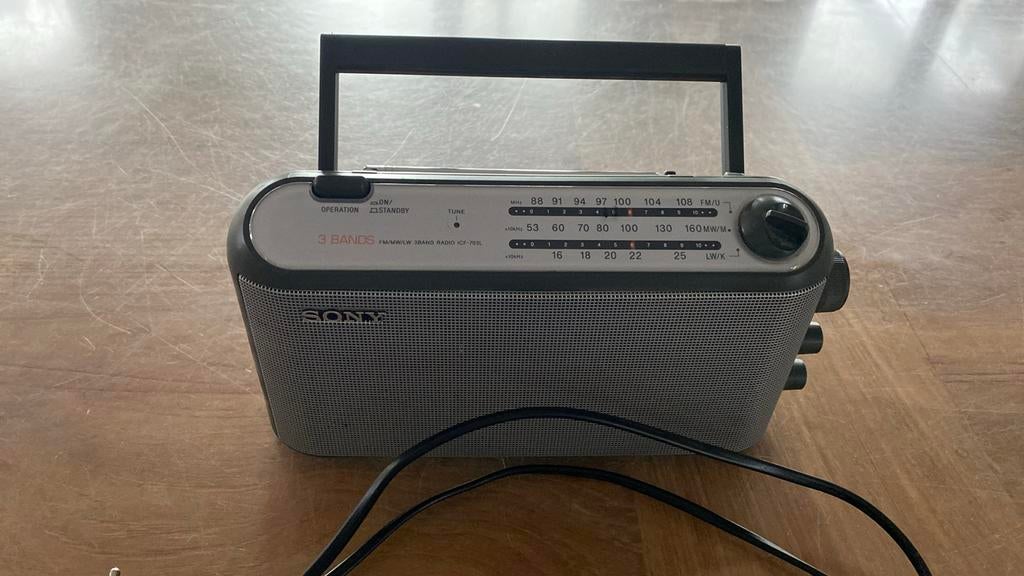 Sony 3 Bands FM/MW/LW. 3 Band Radio ICF-703L, Ophalen, Gebruikt, Radio