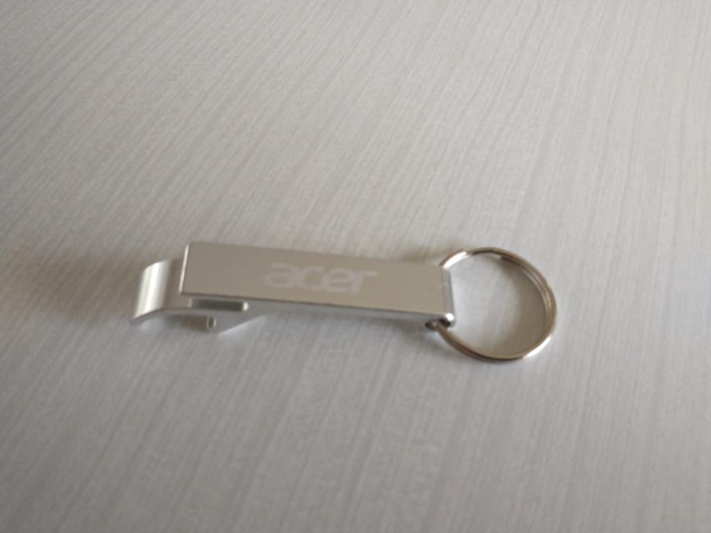 Sleutelhanger: flesopener, Verzamelen, Sleutelhangers, Nieuw, Merk, Ophalen of Verzenden