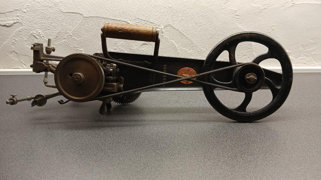 antieke singer carpet Class 35 met handleiding, Ophalen