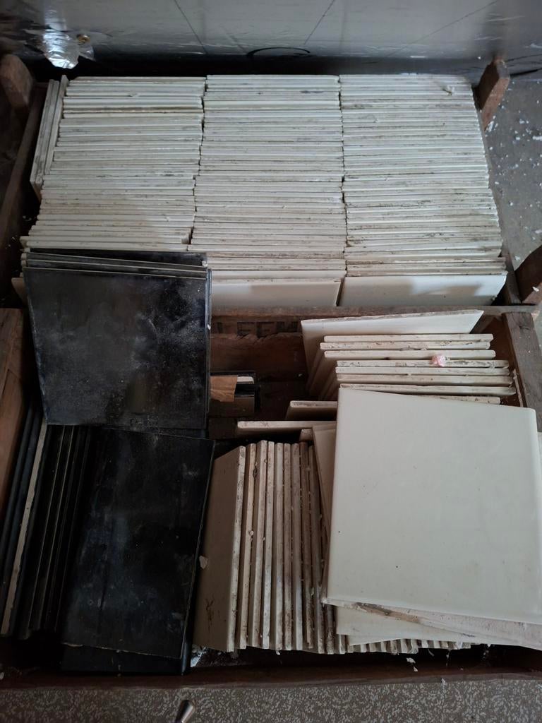 180 Witte, glanzende, faience tegels niet gebruikt, Ophalen, Nieuw, Minder dan 20 cm, Minder dan 20 cm