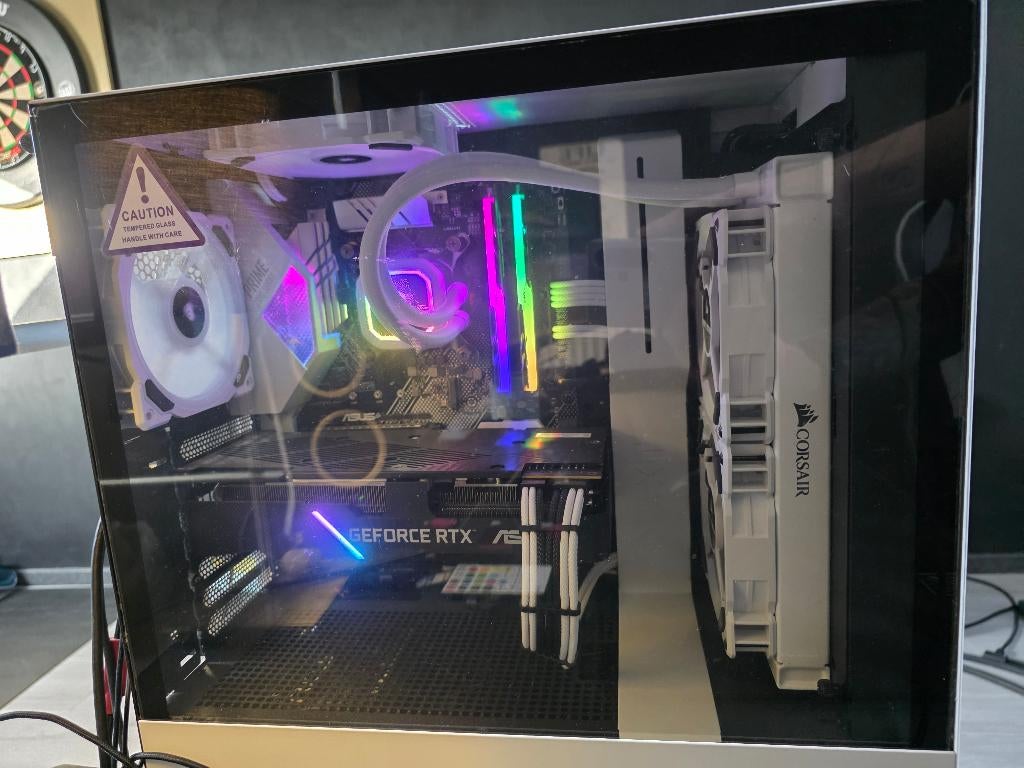 Gaming Desktop – i7 9700K / RTX 2080 SUPER, Ophalen, Gebruikt, Gaming, Custom build