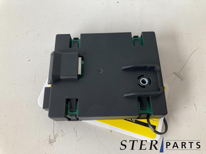 Antenne amplificateur d'un Mercedes A-Klasse, Enlèvement ou Envoi, 3 mois de garantie, Utilisé, Mercedes-Benz