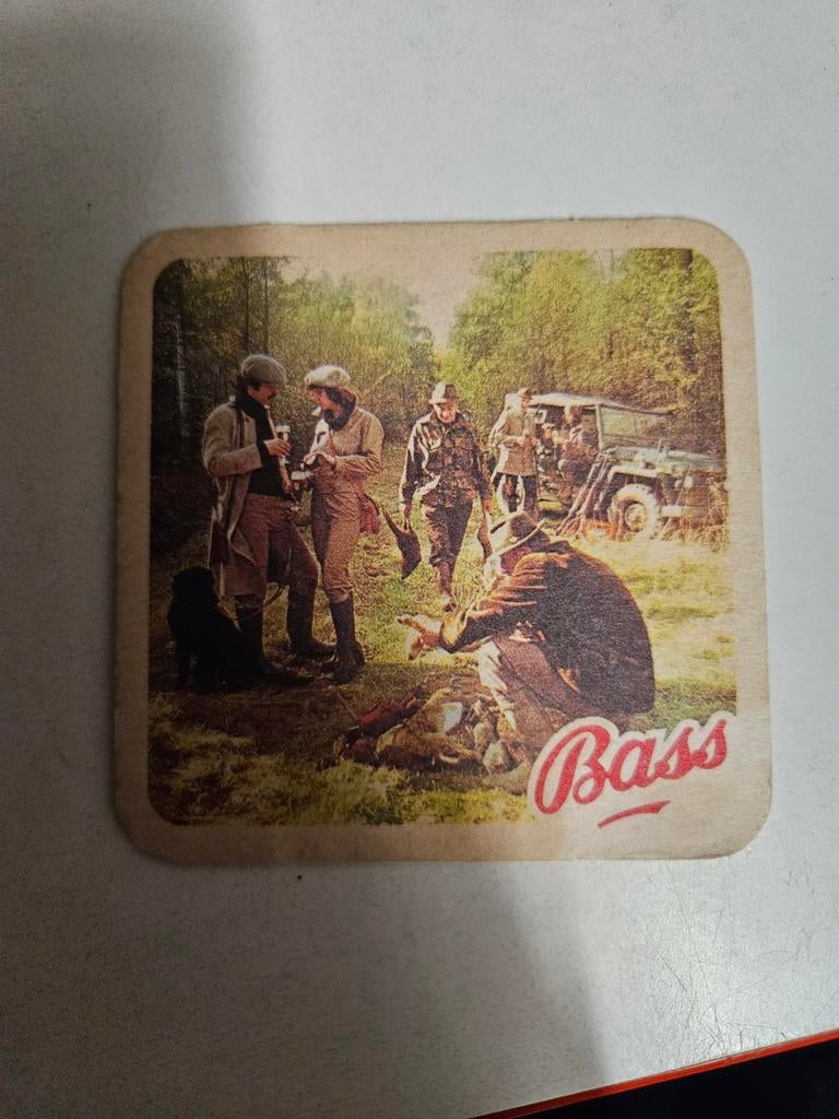 Oud bierviltje Bass pale ale, Ophalen of Verzenden