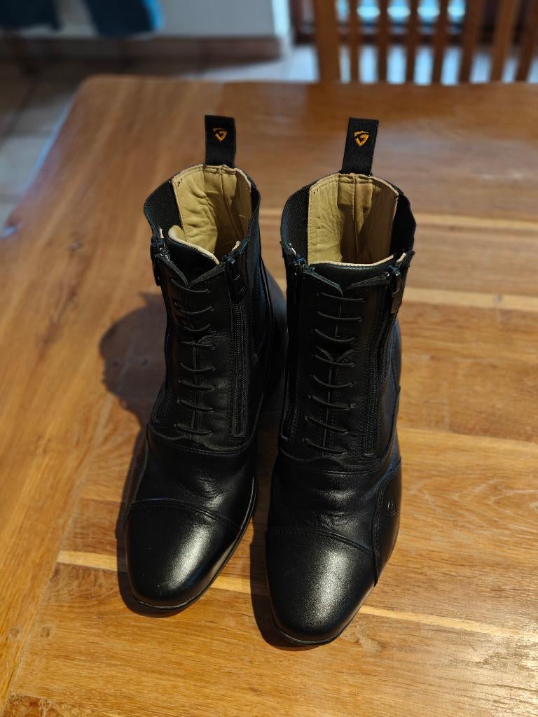 Bijna nieuw rijlaarzen, Dieren en Toebehoren, Paardrijkleding, Ophalen, Zo goed als nieuw, Dames, Schoeisel