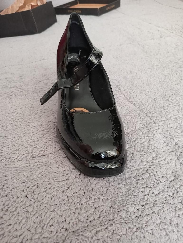 Chaussures pour femmes taille 39, Enlèvement, Comme neuf