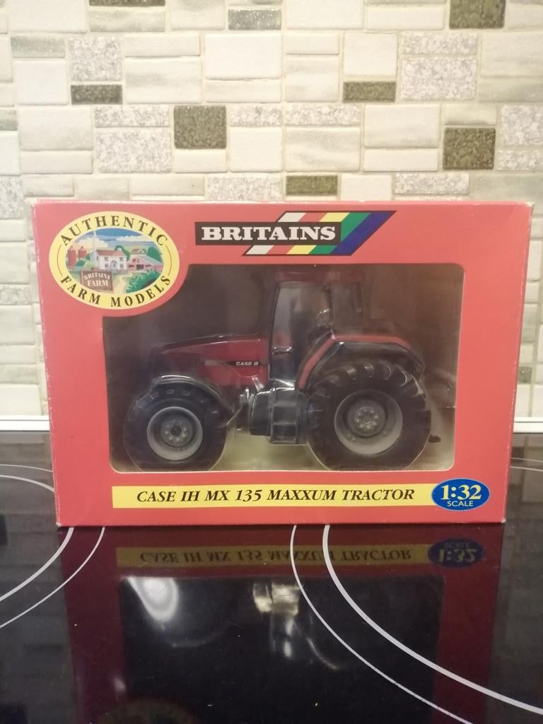 Case IH MX 135 maxxum Britains, Enlèvement ou Envoi, Comme neuf, Tracteur et Agriculture, Britains