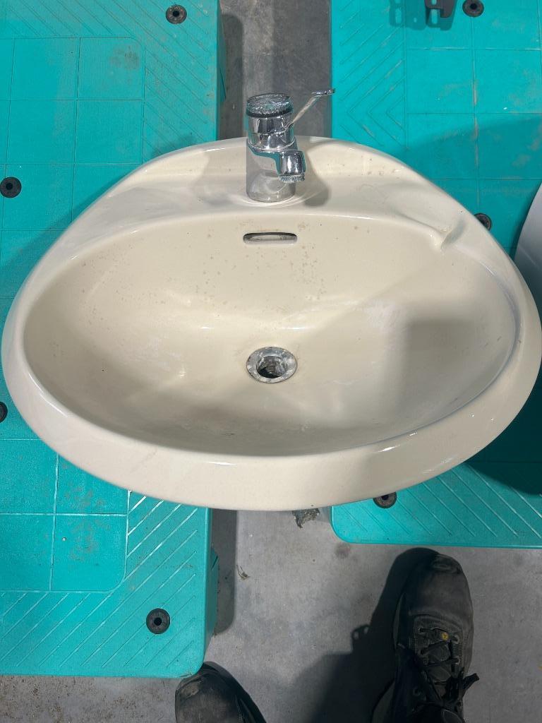 wastafel met kraan, 25 à 50 cm, Lavabo ou Évier, Moins de 100 cm, Enlèvement