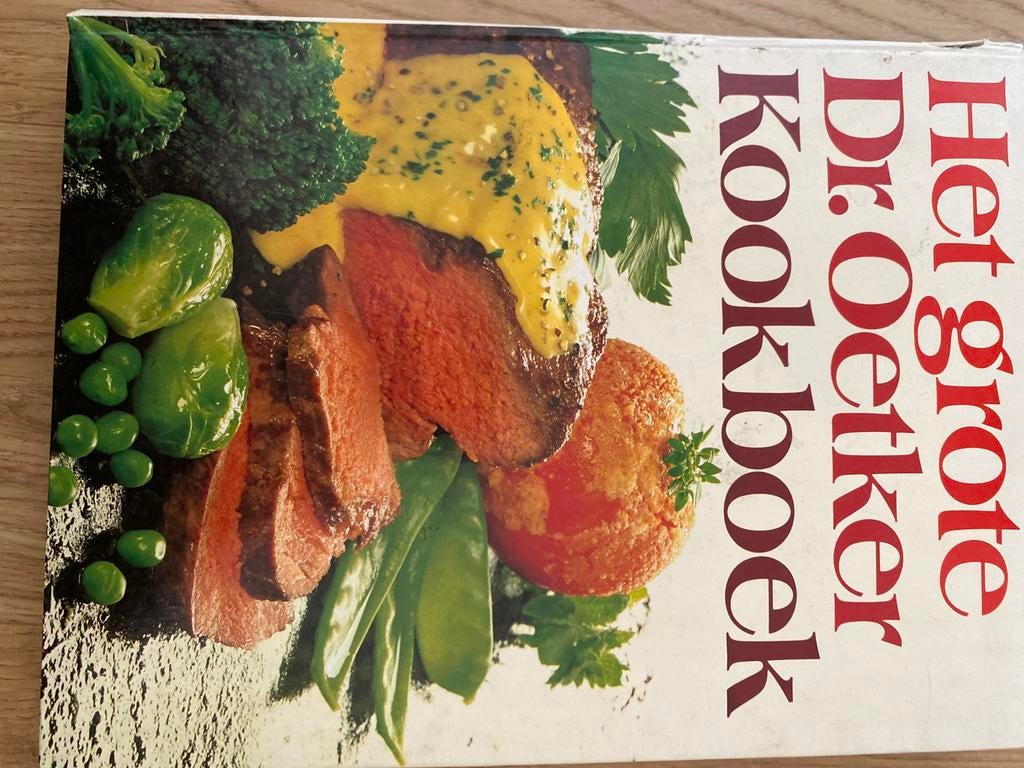 Dr Oetker kookboek NL, Gelezen, Hoofdgerechten, Ophalen of Verzenden, Europa