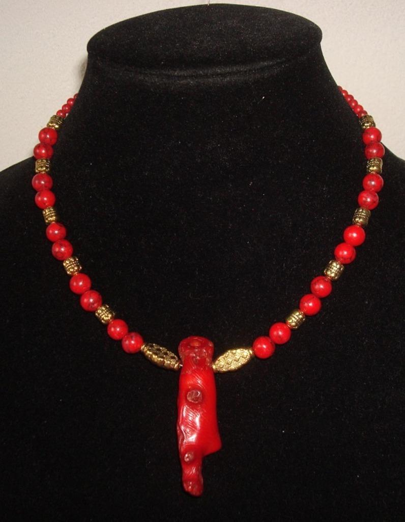 Collier van rood natuursteen met koraalhanger goud, Pierre ou Minéral, Réglable, Envoi, Neuf