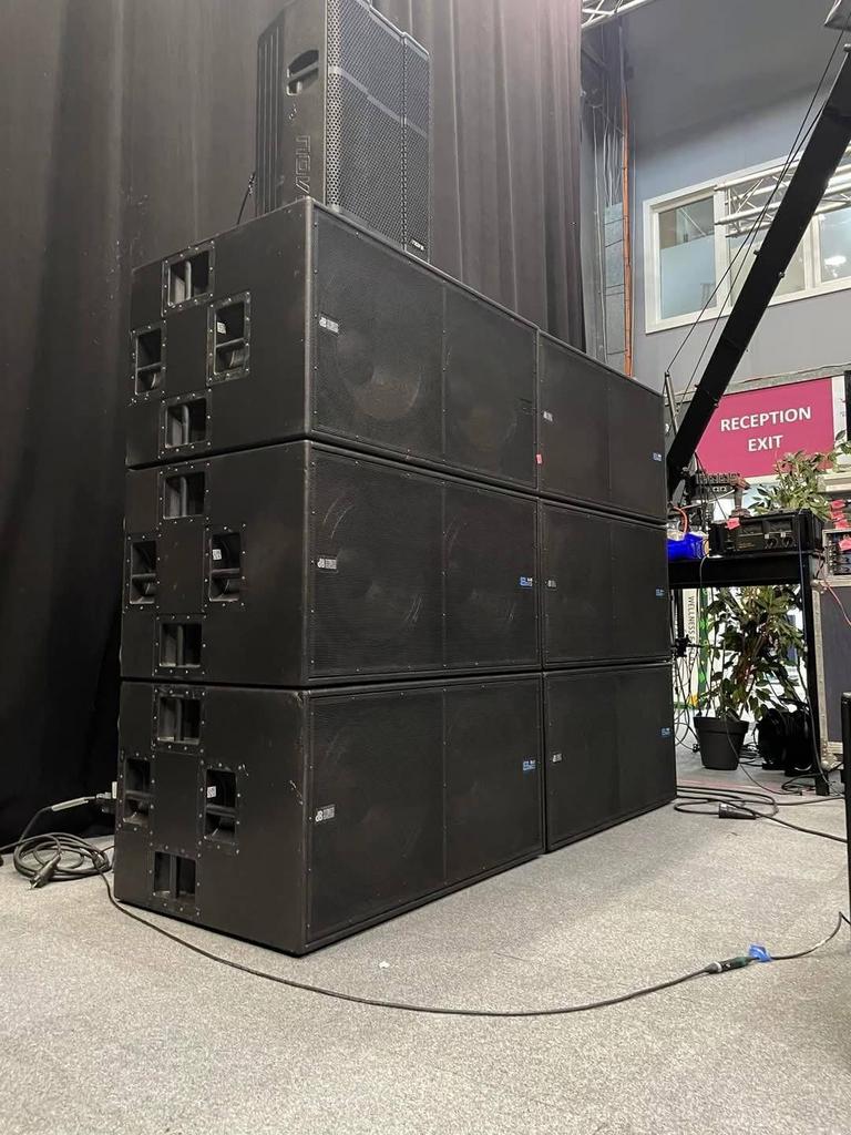 Haut parleur caisson basse sub Db technologies Dva s20, Enlèvement