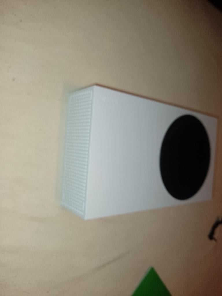 Xbox Series S avec 2 manettes, Enlèvement, Gaming