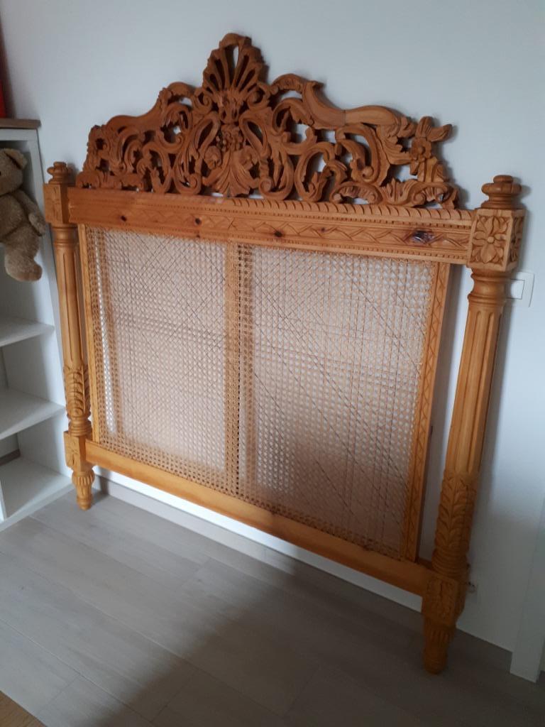Bedwand in hout (uitgesneden), Huis en Inrichting, Ophalen, Hout