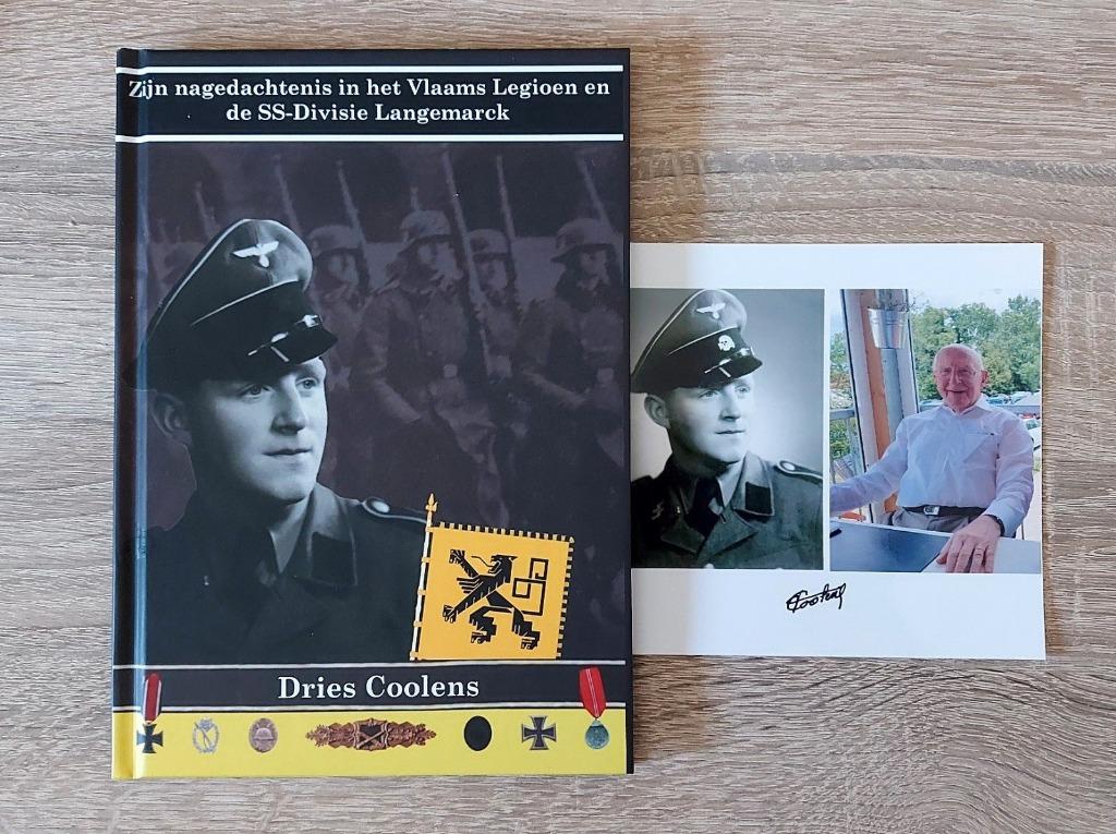 Boek Vlaamse Oostfronter Dries Coolens + Gesigneerde foto !3, Ophalen of Verzenden, Landmacht, Boek of Tijdschrift