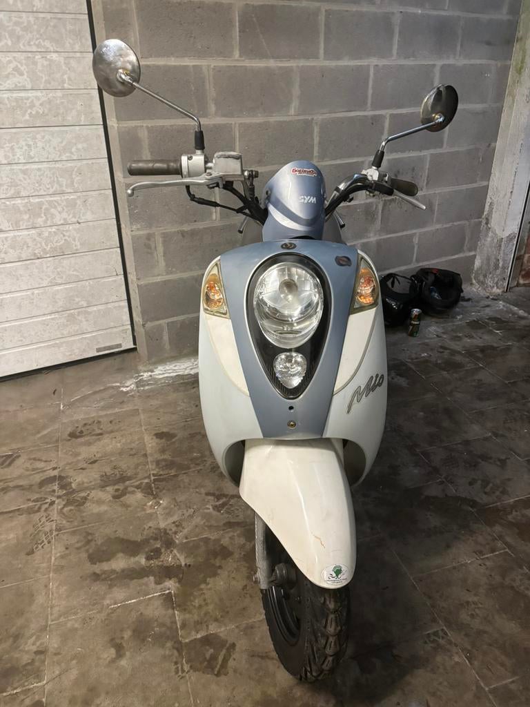 Dym mio class A, Vélos & Vélomoteurs, Enlèvement ou Envoi, Comme neuf, Mio