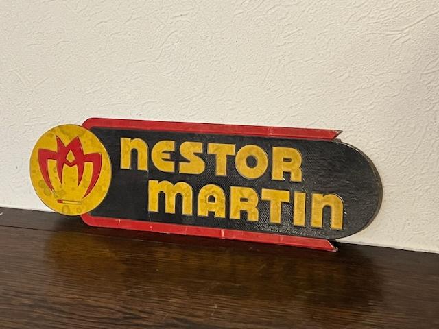 Panneau publicitaire en carton gaufré. Nestor Martin, Antiquités & Art, Enlèvement