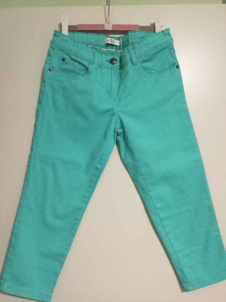 Als nieuwe groene capribroek - Tex - maat 146-152., Kinderen en Baby's, Broek, Tex, Meisje, Ophalen of Verzenden